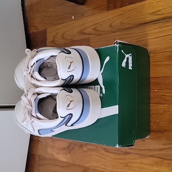 PUMA Ralph Sampson Low. Off white and light blue. Men's Size 8.5 - Picture 3 of 5